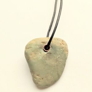 NWT Copper Lined Natural Stone Pendant Necklace